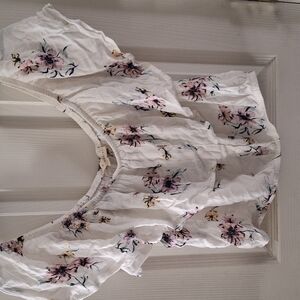 Floral White Women's Top